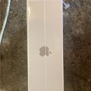 Apple AirPods with White Charging Case
